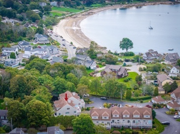 5 Raven Ln, Gloucester, Massachusetts, 2 Bedrooms Bedrooms, 6 Rooms Rooms,2.5 BathroomsBathrooms,Residential,For Sale,Raven Ln,73509554