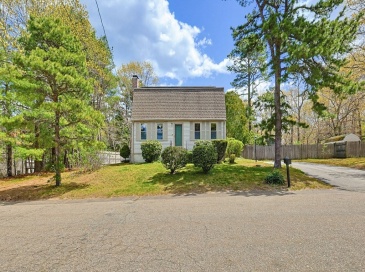 20 Worrall Rd, Plymouth, Massachusetts, 3 Bedrooms Bedrooms, 7 Rooms Rooms,2 BathroomsBathrooms,Residential,For Sale,Worrall Rd,73513309
