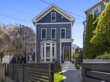 101 Forbes St, Boston, Massachusetts, 4 Bedrooms Bedrooms, 8 Rooms Rooms,2.5 BathroomsBathrooms,Residential,For Sale,Forbes St,73513384