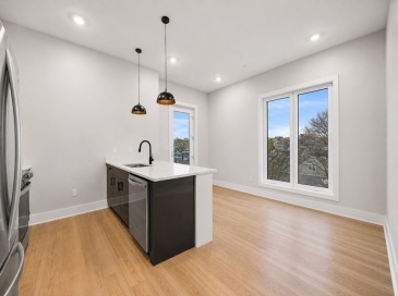 379 Somerville, Somerville, Massachusetts, 1 Bedroom Bedrooms, 3 Rooms Rooms,1 BathroomBathrooms,Residential Lease,For Rent,Somerville,73539615