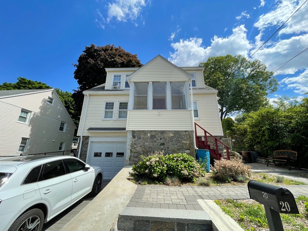 20 Oak Road, Medford, Massachusetts, 3 Bedrooms Bedrooms, 7 Rooms Rooms,2 BathroomsBathrooms,Residential Lease,For Rent,Oak Road,73539627