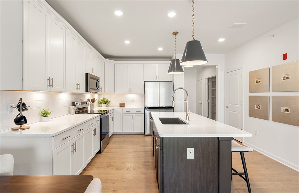 5 Peters Farm Way, Westborough, Massachusetts, 1 Bedroom Bedrooms, 4 Rooms Rooms,1 BathroomBathrooms,Residential,For Sale,Peters Farm Way,73539608