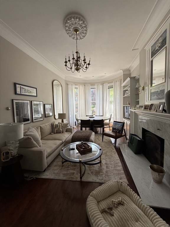 482 Beacon St, Boston, Massachusetts, 1 Bedroom Bedrooms, 3 Rooms Rooms,1 BathroomBathrooms,Residential Lease,For Rent,Beacon St,73539661