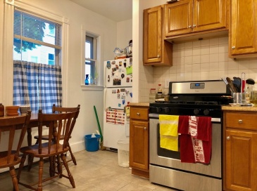 104 Pine Street, Cambridge, Massachusetts, 2 Bedrooms Bedrooms, 4 Rooms Rooms,1 BathroomBathrooms,Residential Lease,For Rent,Pine Street,73539685