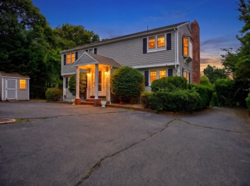 1021 Route 6a, Dennis, Massachusetts, 4 Bedrooms Bedrooms, 10 Rooms Rooms,4 BathroomsBathrooms,Residential Income,For Sale,Route 6a,73539731 1021 Route 6a, Dennis, Massachusetts, 4 Bedrooms Bedrooms, 10 Rooms Rooms,4 BathroomsBathrooms,Residential Income,For Sale,Route 6a,73539731