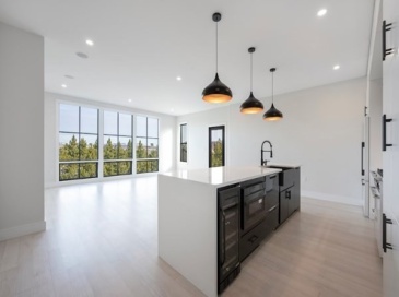14B Geneva, Boston, Massachusetts, 3 Bedrooms Bedrooms, 7 Rooms Rooms,2.5 BathroomsBathrooms,Residential Lease,For Rent,Geneva,73539737