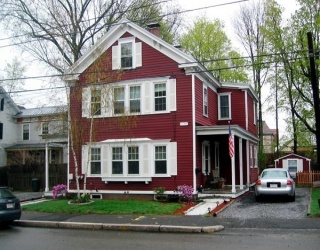 5 Vernon Street, Framingham, Massachusetts, 3 Bedrooms Bedrooms, 6 Rooms Rooms,2 BathroomsBathrooms,Residential Lease,For Rent,Vernon Street,73539738