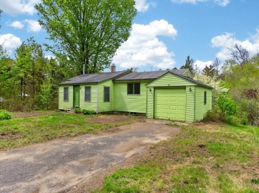 1673 Petersham Rd, Athol, Massachusetts, 2 Bedrooms Bedrooms, 3 Rooms Rooms,1 BathroomBathrooms,Residential,For Sale,Petersham Rd,73539756 1673 Petersham Rd, Athol, Massachusetts, 2 Bedrooms Bedrooms, 3 Rooms Rooms,1 BathroomBathrooms,Residential,For Sale,Petersham Rd,73539756