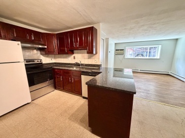 15 Staples Ave, Everett, Massachusetts, 2 Bedrooms Bedrooms, 4 Rooms Rooms,1 BathroomBathrooms,Residential,For Sale,Staples Ave,73539788 15 Staples Ave, Everett, Massachusetts, 2 Bedrooms Bedrooms, 4 Rooms Rooms,1 BathroomBathrooms,Residential,For Sale,Staples Ave,73539788