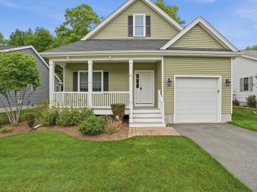 29 Rachaels Way, Brockton, Massachusetts, 2 Bedrooms Bedrooms, 5 Rooms Rooms,2 BathroomsBathrooms,Residential,For Sale,Rachaels Way,73525063
