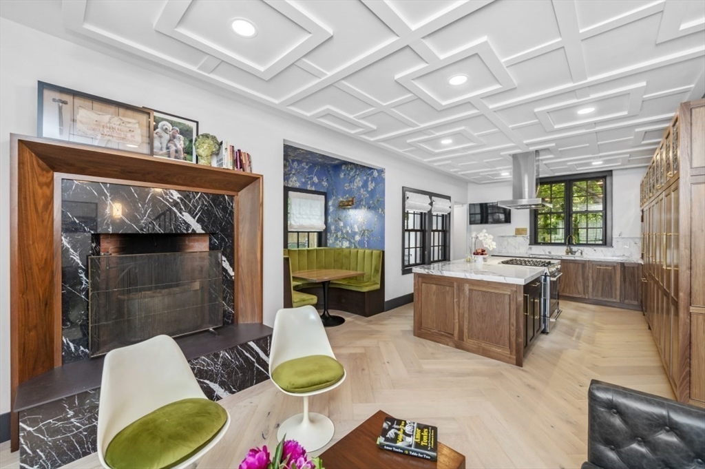208 Windsor St, Cambridge, Massachusetts, 3 Bedrooms Bedrooms, 7 Rooms Rooms,3 BathroomsBathrooms,Residential Lease,For Rent,Windsor St,73539856
