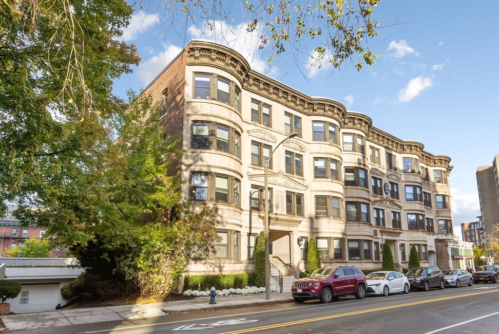 5 Winchester, Brookline, Massachusetts, 2 Bedrooms Bedrooms, 4 Rooms Rooms,1 BathroomBathrooms,Residential Lease,For Rent,Winchester,73539880