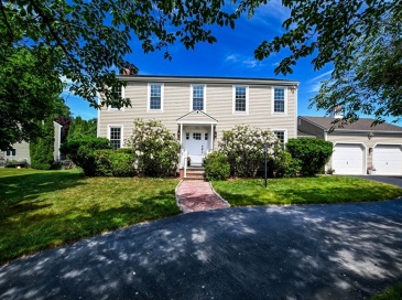 18 Stratford Dr, Dartmouth, Massachusetts, 3 Bedrooms Bedrooms, 8 Rooms Rooms,3.5 BathroomsBathrooms,Residential,For Sale,Stratford Dr,73539890 18 Stratford Dr, Dartmouth, Massachusetts, 3 Bedrooms Bedrooms, 8 Rooms Rooms,3.5 BathroomsBathrooms,Residential,For Sale,Stratford Dr,73539890