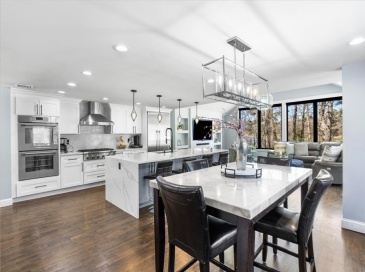 901 Randolph Ave, Milton, Massachusetts, 4 Bedrooms Bedrooms, 12 Rooms Rooms,3 BathroomsBathrooms,Residential,For Sale,Randolph Ave,73500894 901 Randolph Ave, Milton, Massachusetts, 4 Bedrooms Bedrooms, 12 Rooms Rooms,3 BathroomsBathrooms,Residential,For Sale,Randolph Ave,73500894