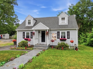 9 Ash Road, Halifax, Massachusetts, 3 Bedrooms Bedrooms, 7 Rooms Rooms,1.5 BathroomsBathrooms,Residential,For Sale,Ash Road,73539943 9 Ash Road, Halifax, Massachusetts, 3 Bedrooms Bedrooms, 7 Rooms Rooms,1.5 BathroomsBathrooms,Residential,For Sale,Ash Road,73539943