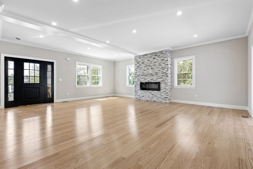 53 Louis St, Holliston, Massachusetts, 3 Bedrooms Bedrooms, 6 Rooms Rooms,2.5 BathroomsBathrooms,Residential,For Sale,Louis St,73540173