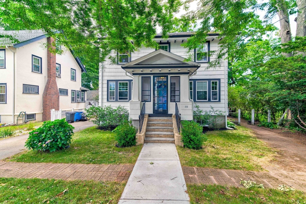111 Greenleaf St, Quincy, Massachusetts, 4 Bedrooms Bedrooms, 8 Rooms Rooms,3.5 BathroomsBathrooms,Residential,For Sale,Greenleaf St,73540175