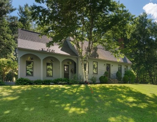 130 Mixter Rd, Holden, Massachusetts, 4 Bedrooms Bedrooms, 8 Rooms Rooms,1.5 BathroomsBathrooms,Residential,For Sale,Mixter Rd,73540176