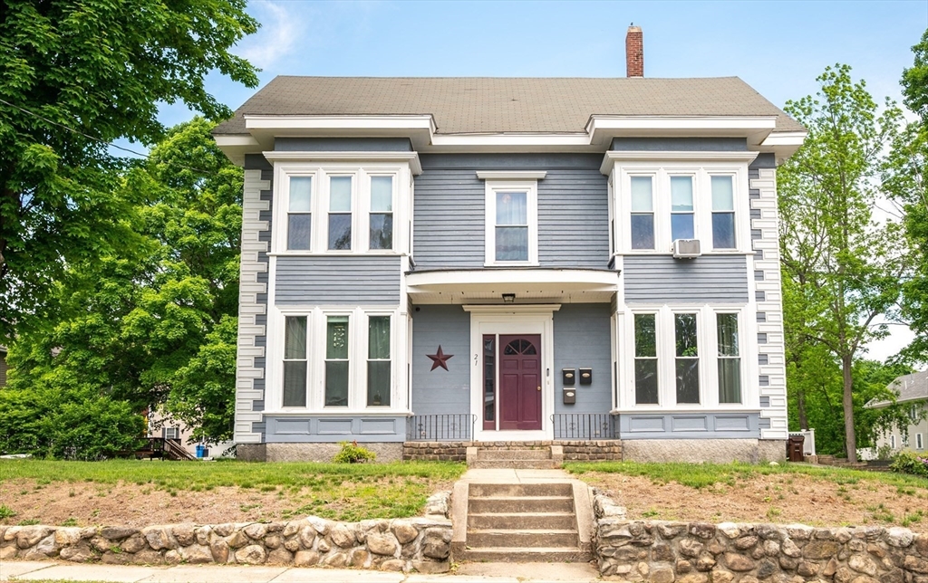 21 Pleasant Street, Merrimac, Massachusetts, 7 Bedrooms Bedrooms, 14 Rooms Rooms,4 BathroomsBathrooms,Residential Income,For Sale,Pleasant Street,73540183