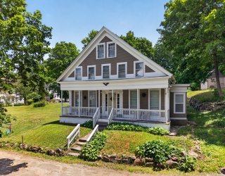 26 Humphrey Pl, Athol, Massachusetts, 5 Bedrooms Bedrooms, 8 Rooms Rooms,1.5 BathroomsBathrooms,Residential,For Sale,Humphrey Pl,73540191
