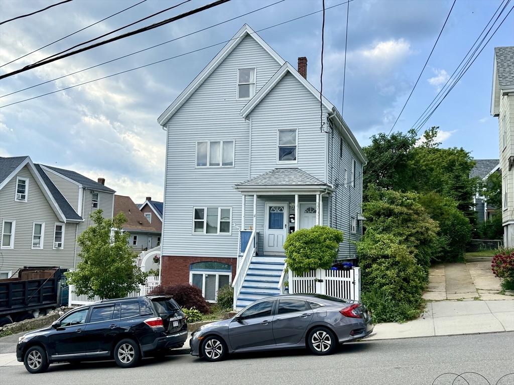 11-11A Barstow St, Malden, Massachusetts, 7 Bedrooms Bedrooms, 15 Rooms Rooms,3.5 BathroomsBathrooms,Residential Income,For Sale,Barstow St,73539955