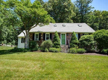 42 Ball St, Northborough, Massachusetts, 4 Bedrooms Bedrooms, 7 Rooms Rooms,3.5 BathroomsBathrooms,Residential,For Sale,Ball St,73539973