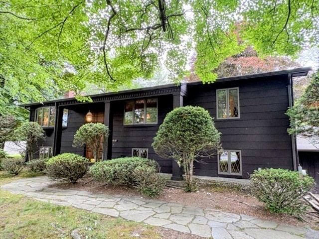 244 Lathrop Street, South Hadley, Massachusetts, 3 Bedrooms Bedrooms, 8 Rooms Rooms,1 BathroomBathrooms,Residential,For Sale,Lathrop Street,73540209
