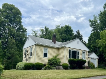 50 Sassamon Ave, Milton, Massachusetts, 3 Bedrooms Bedrooms, 7 Rooms Rooms,2 BathroomsBathrooms,Residential Lease,For Rent,Sassamon Ave,73540000
