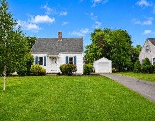 227 Arcadia Boulevard, Springfield, Massachusetts, 3 Bedrooms Bedrooms, 5 Rooms Rooms,1 BathroomBathrooms,Residential,For Sale,Arcadia Boulevard,73539981