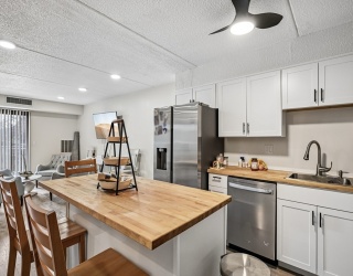 20 Nahant Place, Lynn, Massachusetts, 2 Bedrooms Bedrooms, 4 Rooms Rooms,2 BathroomsBathrooms,Residential,For Sale,Nahant Place,73540007
