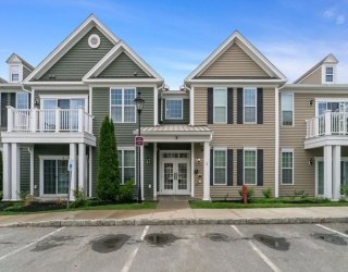 113 Corning Fairbanks Way, Westborough, Massachusetts, 2 Bedrooms Bedrooms, 5 Rooms Rooms,2 BathroomsBathrooms,Residential,For Sale,Corning Fairbanks Way,73540050