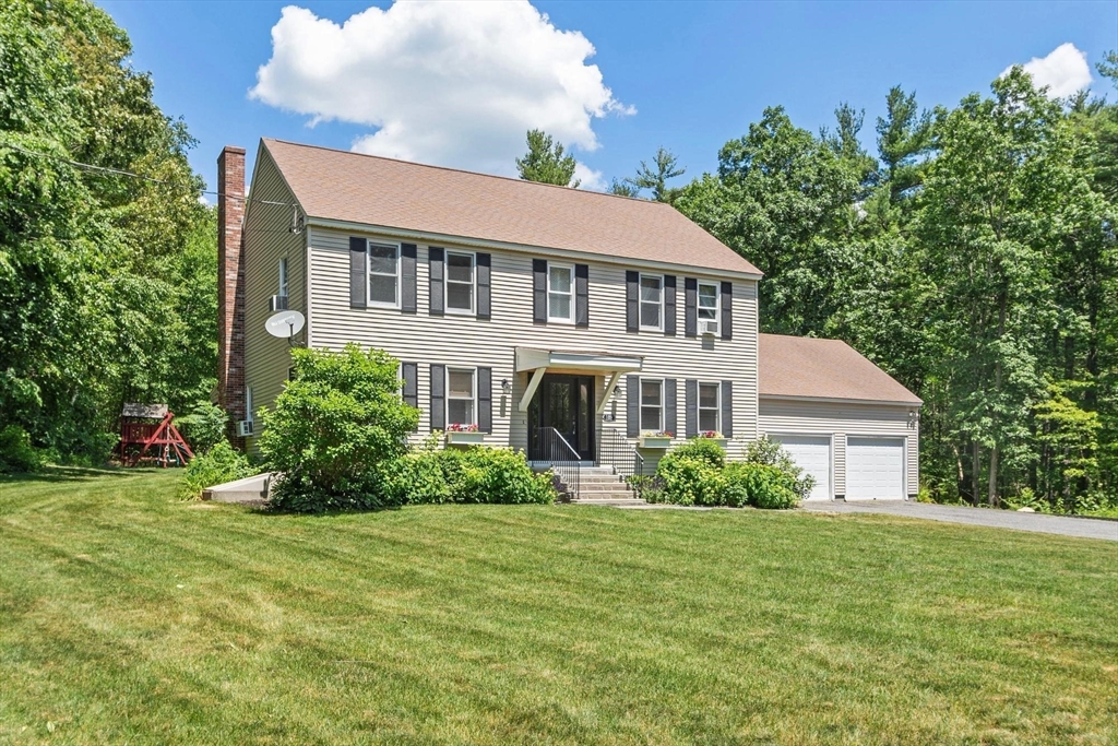 189 Beaman Rd, Princeton, Massachusetts, 3 Bedrooms Bedrooms, 6 Rooms Rooms,2.5 BathroomsBathrooms,Residential,For Sale,Beaman Rd,73539309