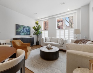 566 Columbus Ave, Boston, Massachusetts, 2 Bedrooms Bedrooms, 4 Rooms Rooms,2 BathroomsBathrooms,Residential Lease,For Rent,Columbus Ave,73540079
