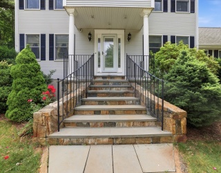 50 Weyfair Path, Weymouth, Massachusetts, 5 Bedrooms Bedrooms, 12 Rooms Rooms,3.5 BathroomsBathrooms,Residential,For Sale,Weyfair Path,73539986