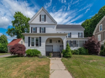 14 Pleasant St, Franklin, Massachusetts, 2 Bedrooms Bedrooms, 4 Rooms Rooms,1 BathroomBathrooms,Residential,For Sale,Pleasant St,73540073 14 Pleasant St, Franklin, Massachusetts, 2 Bedrooms Bedrooms, 4 Rooms Rooms,1 BathroomBathrooms,Residential,For Sale,Pleasant St,73540073