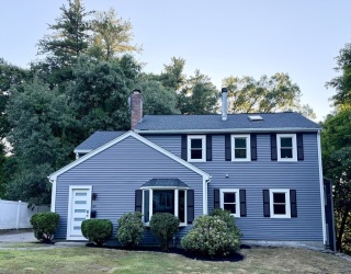 20 Alberta Dr, Hudson, Massachusetts, 5 Bedrooms Bedrooms, 10 Rooms Rooms,3 BathroomsBathrooms,Residential,For Sale,Alberta Dr,73539805