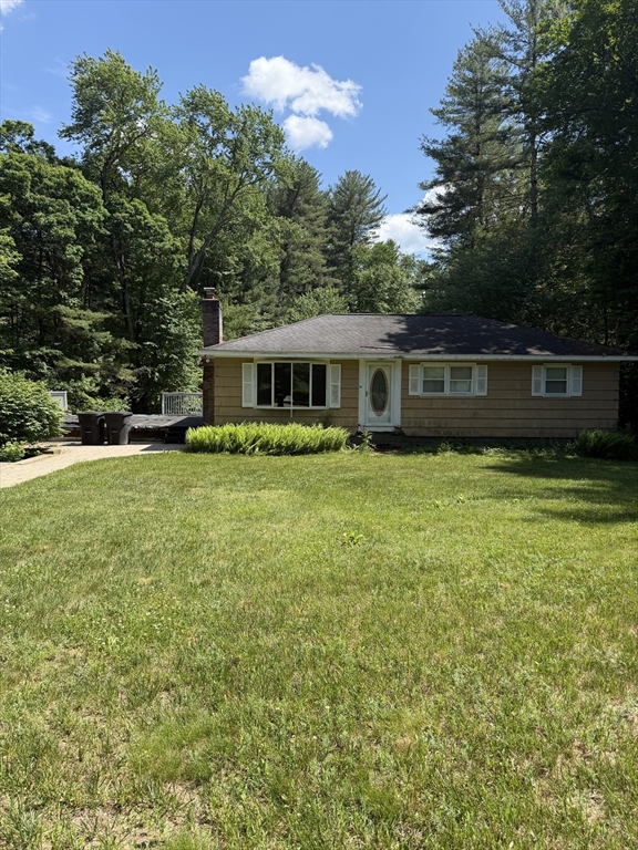 104 Cold Spring Road, Westford, Massachusetts, 3 Bedrooms Bedrooms, 7 Rooms Rooms,1.5 BathroomsBathrooms,Residential,For Sale,Cold Spring Road,73539828