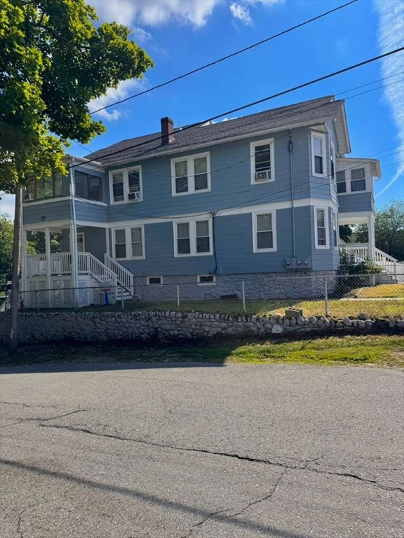 50-52 Ashland Ave, Methuen, Massachusetts, 7 Bedrooms Bedrooms, 12 Rooms Rooms,3 BathroomsBathrooms,Residential Income,For Sale,Ashland Ave,73540057