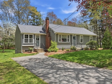 313 Plain St., Bridgewater, Massachusetts, 3 Bedrooms Bedrooms, 8 Rooms Rooms,1 BathroomBathrooms,Residential,For Sale,Plain St.,73516393