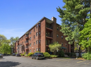 16 Winter Street, Waltham, Massachusetts, 2 Bedrooms Bedrooms, 5 Rooms Rooms,2 BathroomsBathrooms,Residential,For Sale,Winter Street,73516780