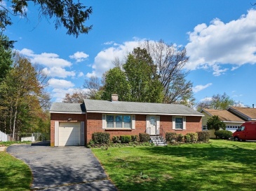 363 Cooley St, Springfield, Massachusetts, 2 Bedrooms Bedrooms, 5 Rooms Rooms,1 BathroomBathrooms,Residential,For Sale,Cooley St,73514597 363 Cooley St, Springfield, Massachusetts, 2 Bedrooms Bedrooms, 5 Rooms Rooms,1 BathroomBathrooms,Residential,For Sale,Cooley St,73514597