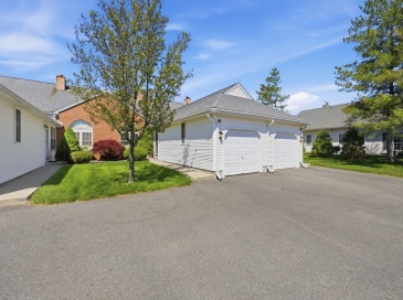 18 Castle Hill Rd, Agawam, Massachusetts, 2 Bedrooms Bedrooms, 5 Rooms Rooms,2 BathroomsBathrooms,Residential,For Sale,Castle Hill Rd,73515273 18 Castle Hill Rd, Agawam, Massachusetts, 2 Bedrooms Bedrooms, 5 Rooms Rooms,2 BathroomsBathrooms,Residential,For Sale,Castle Hill Rd,73515273