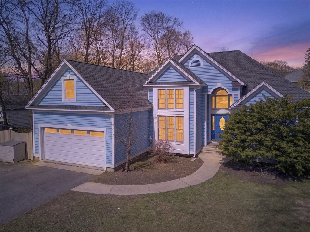428 Broadway, Lynnfield, Massachusetts, 3 Bedrooms Bedrooms, 6 Rooms Rooms,3 BathroomsBathrooms,Residential,For Sale,Broadway,73502492