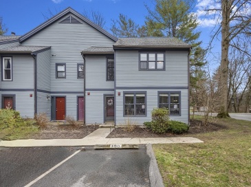 110 Dean St, Taunton, Massachusetts, 2 Bedrooms Bedrooms, 5 Rooms Rooms,1.5 BathroomsBathrooms,Residential,For Sale,Dean St,73497696