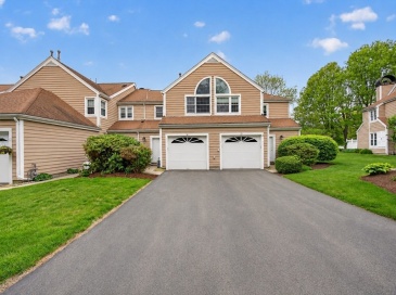 16 Canvasback Way, Walpole, Massachusetts, 2 Bedrooms Bedrooms, 5 Rooms Rooms,2.5 BathroomsBathrooms,Residential,For Sale,Canvasback Way,73518986