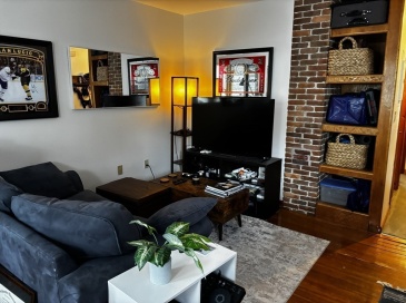 182 H Street, Boston, Massachusetts, 1 Bedroom Bedrooms, 3 Rooms Rooms,1 BathroomBathrooms,Residential Lease,For Rent,H Street,73537187 182 H Street, Boston, Massachusetts, 1 Bedroom Bedrooms, 3 Rooms Rooms,1 BathroomBathrooms,Residential Lease,For Rent,H Street,73537187