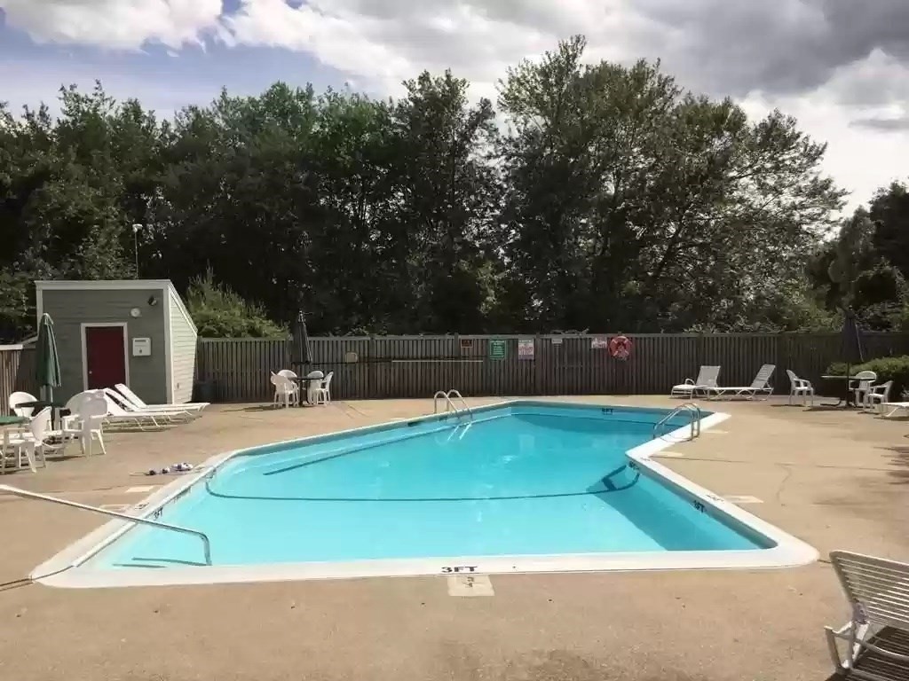 35 Drummer Boy Dr, Lexington, Massachusetts, 2 Bedrooms Bedrooms, 4 Rooms Rooms,1.5 BathroomsBathrooms,Residential Lease,For Rent,Drummer Boy Dr,73535506