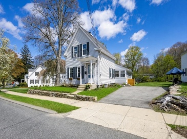 33 Pleasant St, Hopkinton, Massachusetts, 3 Bedrooms Bedrooms, 7 Rooms Rooms,2 BathroomsBathrooms,Residential,For Sale,Pleasant St,73509045 33 Pleasant St, Hopkinton, Massachusetts, 3 Bedrooms Bedrooms, 7 Rooms Rooms,2 BathroomsBathrooms,Residential,For Sale,Pleasant St,73509045