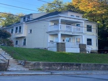 112 Blaisdell St, Haverhill, Massachusetts, 1 Bedroom Bedrooms, 3 Rooms Rooms,1 BathroomBathrooms,Residential Lease,For Rent,Blaisdell St,73525448 112 Blaisdell St, Haverhill, Massachusetts, 1 Bedroom Bedrooms, 3 Rooms Rooms,1 BathroomBathrooms,Residential Lease,For Rent,Blaisdell St,73525448