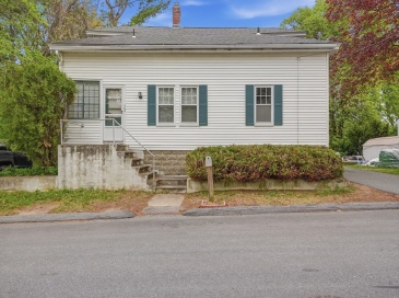 104 Bedford Avenue, Lowell, Massachusetts, 5 Bedrooms Bedrooms, 8 Rooms Rooms,1 BathroomBathrooms,Residential,For Sale,Bedford Avenue,73518197